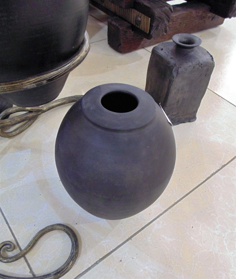 ваза, чернолощеная